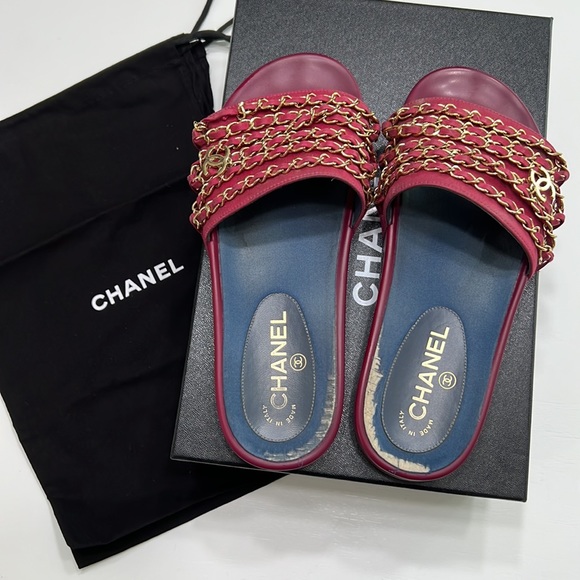 Chanel Tropiconic Chain Sandals - Picture 4 of 4